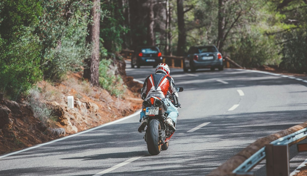 Motorradfahren mit Genuss Motorradfahren auf Passstraßen in Südtirol