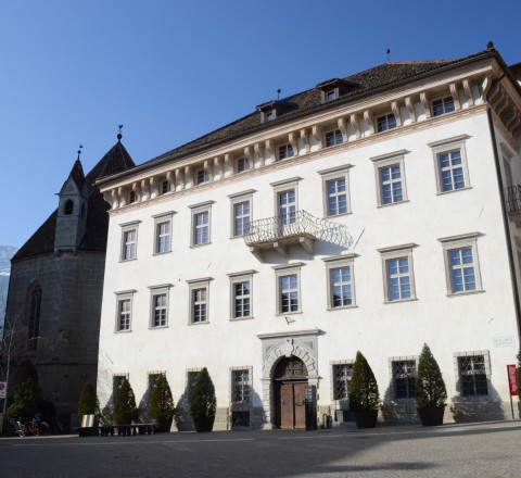 Palais Mamming Museum von Außen, Meran Palais Mamming Museum Meran, Außenansicht