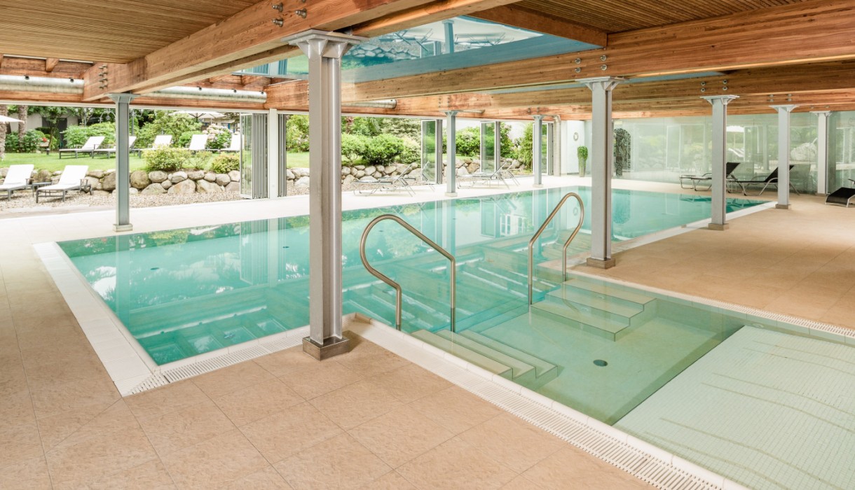 Schönes Hallenbad im Jugendstilhotel Meranerhof