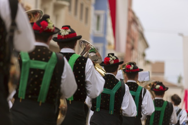 Musikkapelle Südtirol Musikkapelle Südtirol, Männer in der Tracht
